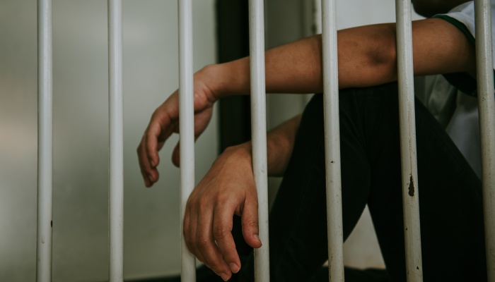 治安拘留人员逃跑会被通缉吗 应该如何处理