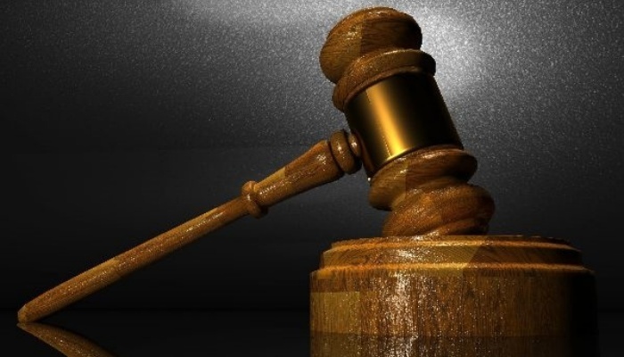 江西一老师要求学生下跪写检讨 涉事教师停职检查