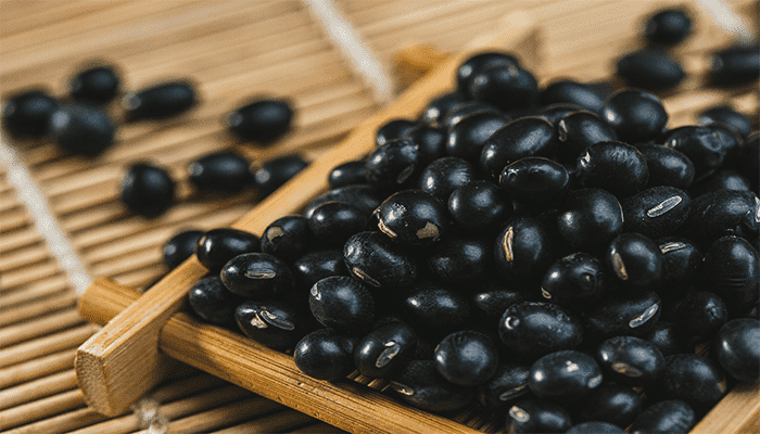 黑豆的营养成分有哪些？黑豆的热量高不高？