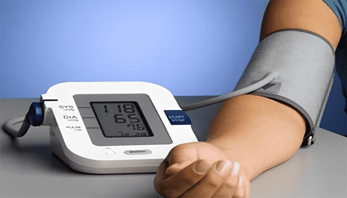 高血压是如何引起的？高血压患者适合吃什么？