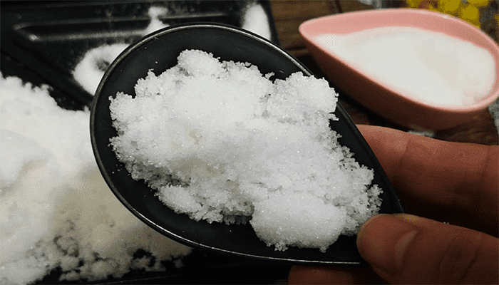 白砂糖会过期吗？白砂糖的主要成分是什么？