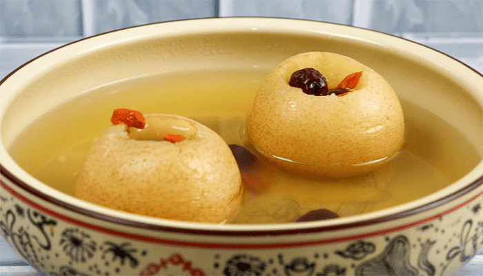 冰糖炖雪梨的正确做法？有什么好处？