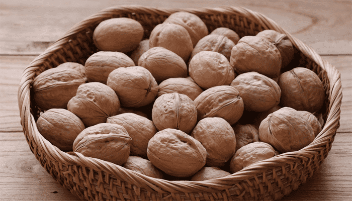 孕妇吃核桃好吗？孕妇适合吃什么坚果？