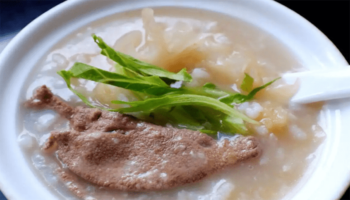 小孩感冒可以吃猪肝粥吗？吃猪肝粥有什么好处？