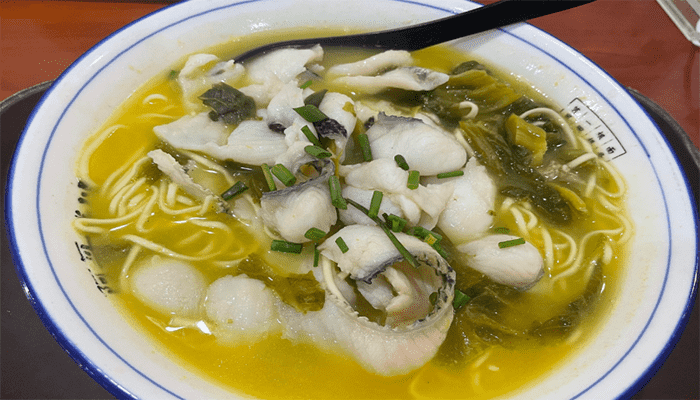 小孩感冒可以吃鱼肉面吗？吃鱼肉面有什么好处？