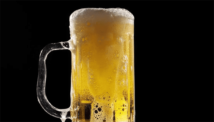 痛风不能喝啤酒吗？日常护理要注意什么？